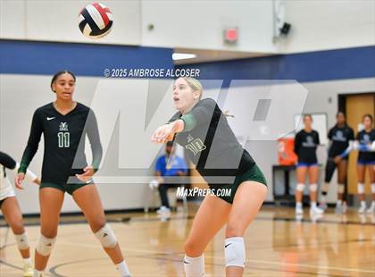 Thumbnail 3 in Mayde Creek vs. Fort Bend Austin (KISD/CFISD Tournament) photogallery.