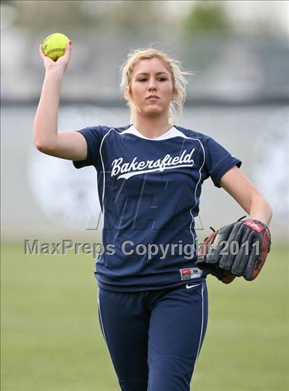 Thumbnail 3 in Bakersfield @ Stockdale photogallery.