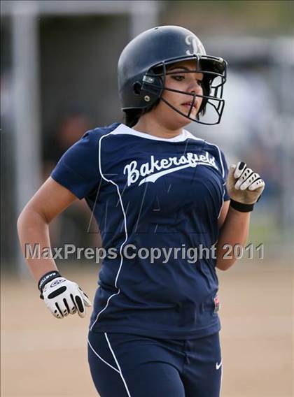 Thumbnail 2 in Bakersfield @ Stockdale photogallery.