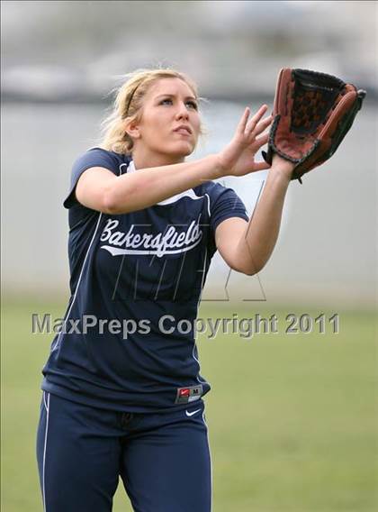 Thumbnail 2 in Bakersfield @ Stockdale photogallery.