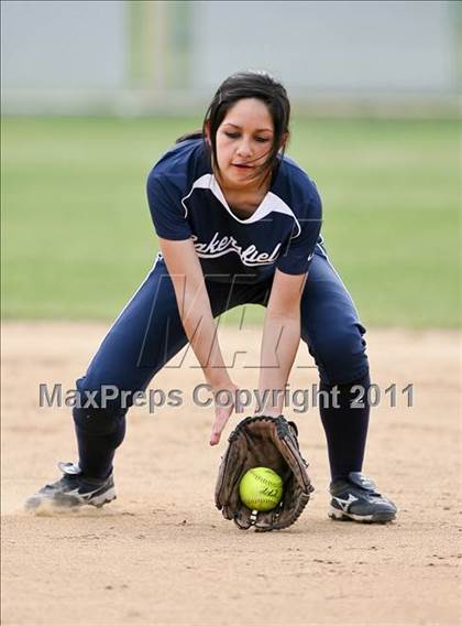 Thumbnail 3 in Bakersfield @ Stockdale photogallery.