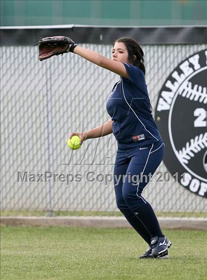 Thumbnail 3 in Bakersfield @ Stockdale photogallery.