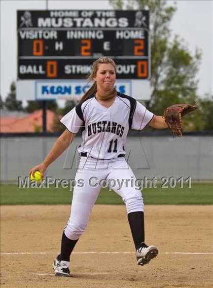 Thumbnail 1 in Bakersfield @ Stockdale photogallery.