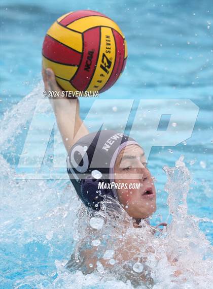 Thumbnail 2 in JSerra Catholic vs. Newport Harbor (CIF SoCal Regional Division 1 Final) photogallery.