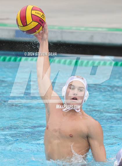 Thumbnail 2 in JSerra Catholic vs. Newport Harbor (CIF SoCal Regional Division 1 Final) photogallery.