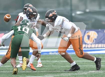 Thumbnail 2 in McClymonds vs. Pacifica (CIF State D2-A Final) photogallery.