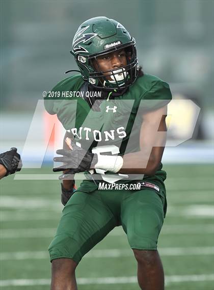 Thumbnail 3 in McClymonds vs. Pacifica (CIF State D2-A Final) photogallery.