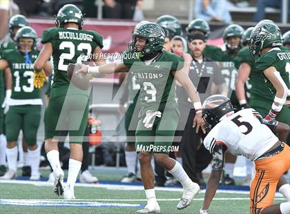 Thumbnail 3 in McClymonds vs. Pacifica (CIF State D2-A Final) photogallery.