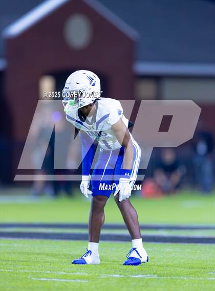Thumbnail 3 in IMG Academy vs Central (MaxPreps Game of the Week) photogallery.