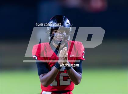 Thumbnail 3 in IMG Academy vs Central (MaxPreps Game of the Week) photogallery.