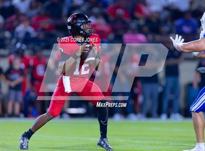 Thumbnail 3 in IMG Academy vs Central (MaxPreps Game of the Week) photogallery.