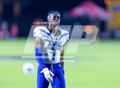 Thumbnail 2 in IMG Academy vs Central (MaxPreps Game of the Week) photogallery.