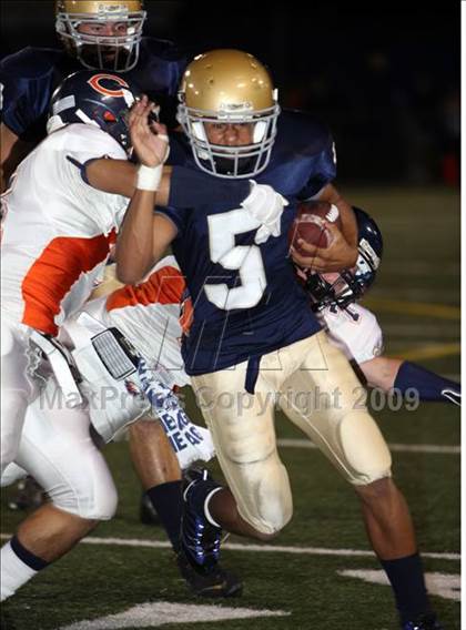 Thumbnail 2 in Chaminade @ Notre Dame photogallery.