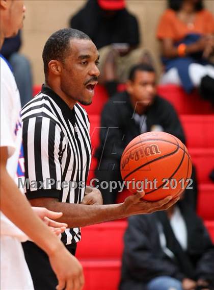 Thumbnail 3 in Washington vs. Bishop Montgomery (Sea Hawk Classic) photogallery.