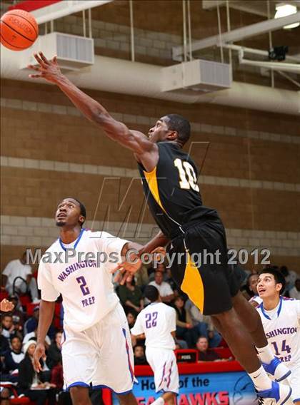 Thumbnail 3 in Washington vs. Bishop Montgomery (Sea Hawk Classic) photogallery.