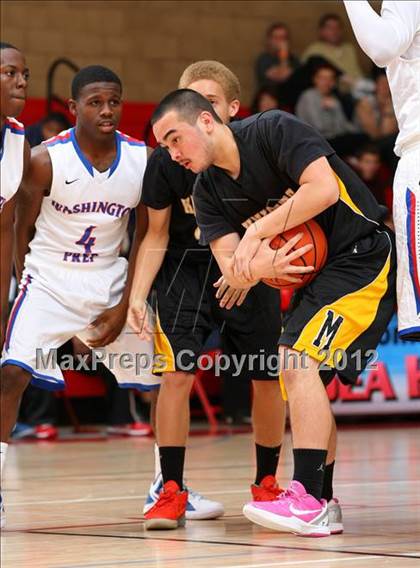 Thumbnail 3 in Washington vs. Bishop Montgomery (Sea Hawk Classic) photogallery.