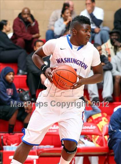 Thumbnail 2 in Washington vs. Bishop Montgomery (Sea Hawk Classic) photogallery.