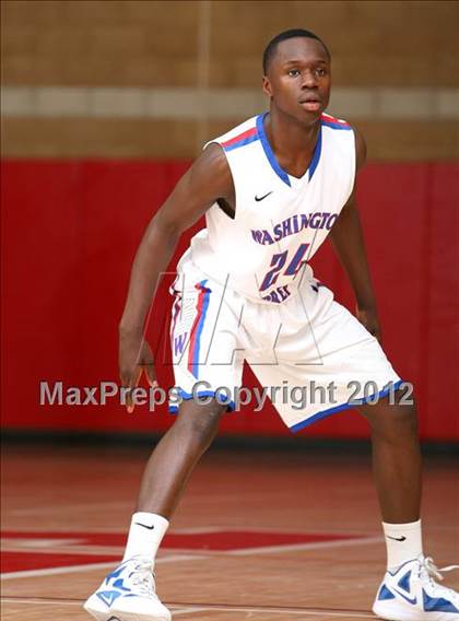 Thumbnail 3 in Washington vs. Bishop Montgomery (Sea Hawk Classic) photogallery.