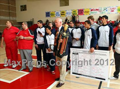 Thumbnail 2 in Washington vs. Bishop Montgomery (Sea Hawk Classic) photogallery.