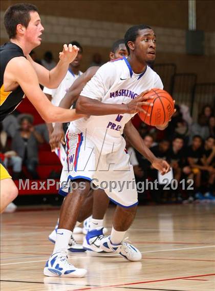 Thumbnail 1 in Washington vs. Bishop Montgomery (Sea Hawk Classic) photogallery.