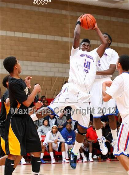 Thumbnail 3 in Washington vs. Bishop Montgomery (Sea Hawk Classic) photogallery.