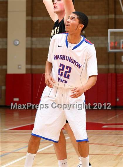 Thumbnail 2 in Washington vs. Bishop Montgomery (Sea Hawk Classic) photogallery.