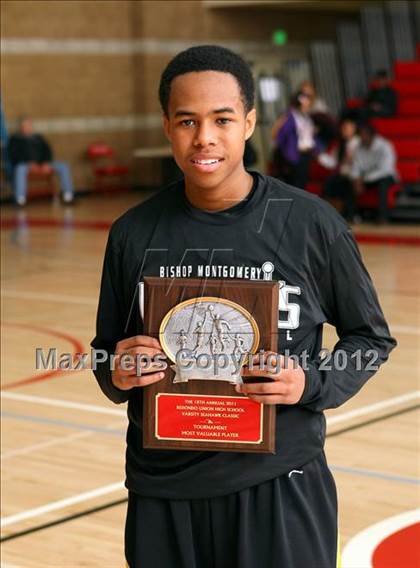 Thumbnail 1 in Washington vs. Bishop Montgomery (Sea Hawk Classic) photogallery.