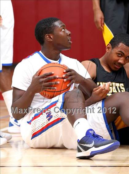 Thumbnail 1 in Washington vs. Bishop Montgomery (Sea Hawk Classic) photogallery.
