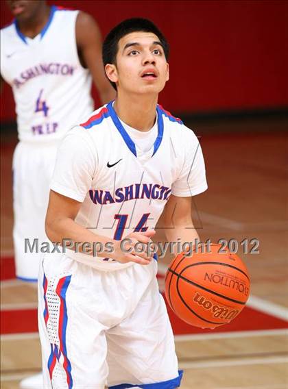 Thumbnail 2 in Washington vs. Bishop Montgomery (Sea Hawk Classic) photogallery.