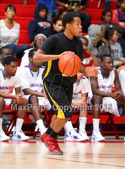 Thumbnail 3 in Washington vs. Bishop Montgomery (Sea Hawk Classic) photogallery.