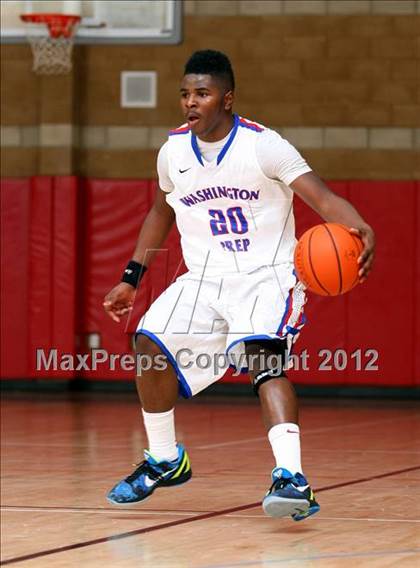 Thumbnail 2 in Washington vs. Bishop Montgomery (Sea Hawk Classic) photogallery.