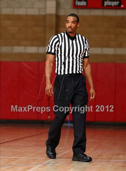 Thumbnail 1 in Washington vs. Bishop Montgomery (Sea Hawk Classic) photogallery.