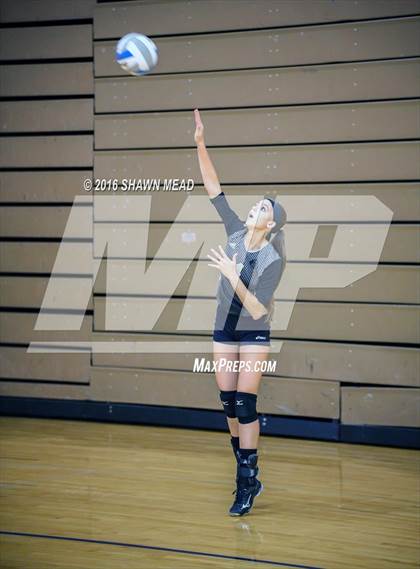 Thumbnail 3 in Lawrence vs. Decatur (SAC Tournament) photogallery.