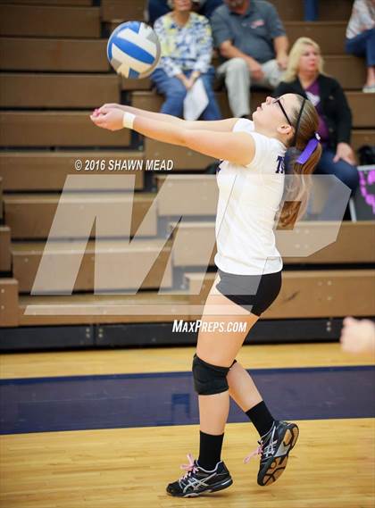 Thumbnail 2 in Lawrence vs. Decatur (SAC Tournament) photogallery.