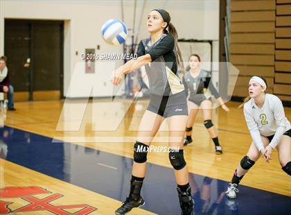 Thumbnail 3 in Lawrence vs. Decatur (SAC Tournament) photogallery.