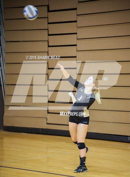 Thumbnail 3 in Lawrence vs. Decatur (SAC Tournament) photogallery.