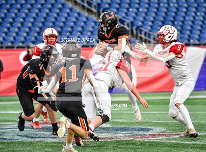Thumbnail 1 in Amesbury vs Uxbridge (MIAA D7 Final) photogallery.