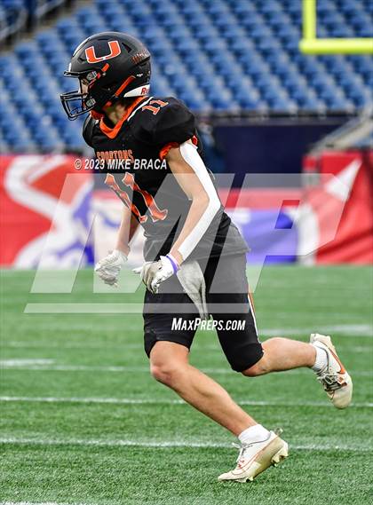 Thumbnail 2 in Amesbury vs Uxbridge (MIAA D7 Final) photogallery.