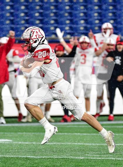 Thumbnail 2 in Amesbury vs Uxbridge (MIAA D7 Final) photogallery.