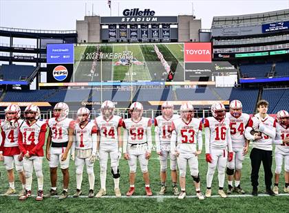 Thumbnail 3 in Amesbury vs Uxbridge (MIAA D7 Final) photogallery.