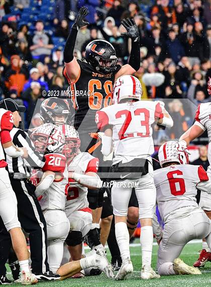 Thumbnail 1 in Amesbury vs Uxbridge (MIAA D7 Final) photogallery.