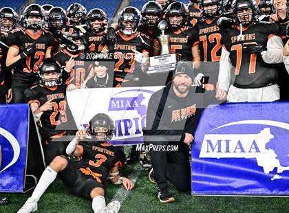 Thumbnail 1 in Amesbury vs Uxbridge (MIAA D7 Final) photogallery.