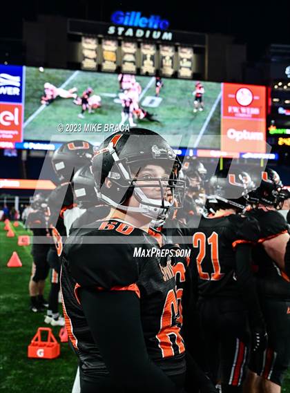 Thumbnail 3 in Amesbury vs Uxbridge (MIAA D7 Final) photogallery.