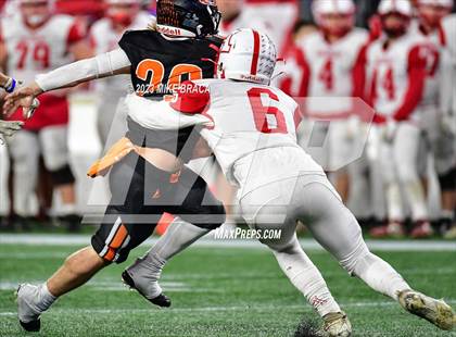 Thumbnail 3 in Amesbury vs Uxbridge (MIAA D7 Final) photogallery.