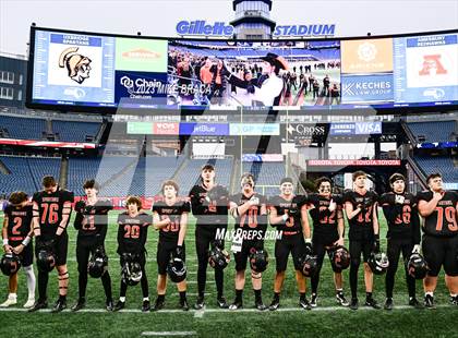 Thumbnail 2 in Amesbury vs Uxbridge (MIAA D7 Final) photogallery.