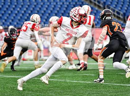 Thumbnail 3 in Amesbury vs Uxbridge (MIAA D7 Final) photogallery.