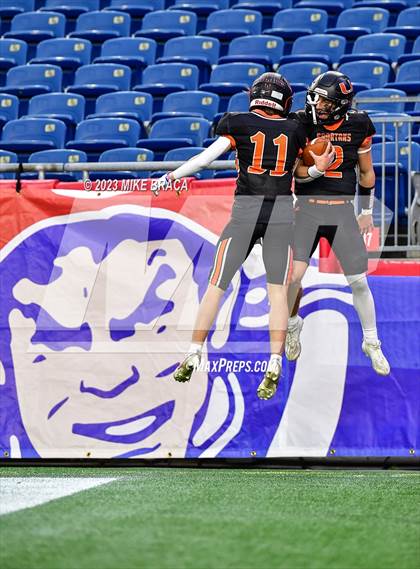 Thumbnail 1 in Amesbury vs Uxbridge (MIAA D7 Final) photogallery.