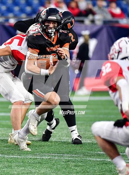Thumbnail 1 in Amesbury vs Uxbridge (MIAA D7 Final) photogallery.