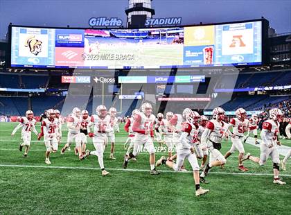 Thumbnail 3 in Amesbury vs Uxbridge (MIAA D7 Final) photogallery.