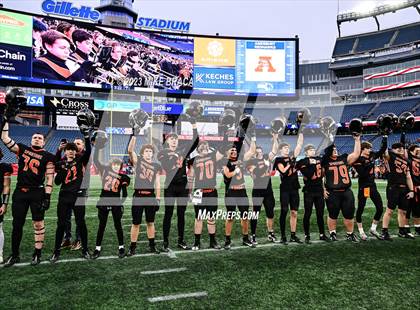 Thumbnail 1 in Amesbury vs Uxbridge (MIAA D7 Final) photogallery.